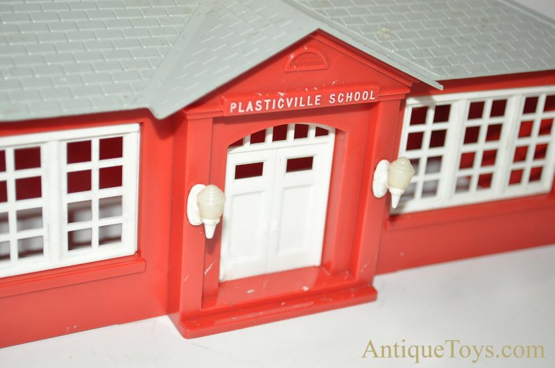 Bachmann Brothers, Inc. (BB) Plasticville USA SC-4 School House Plastic Railroad Model Train Building <FONT COLOR="ff000 ">*SOLD*</font> - Image 2