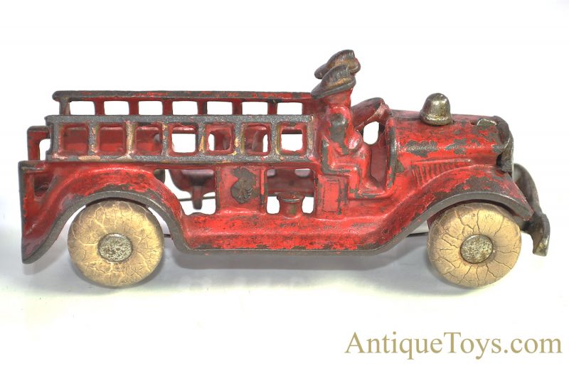 Kilgore Manufacturing Co. Red Cast Iron Fire Engine Ladder Truck 5" <FONT COLOR="ff000 ">*SOLD*</font>