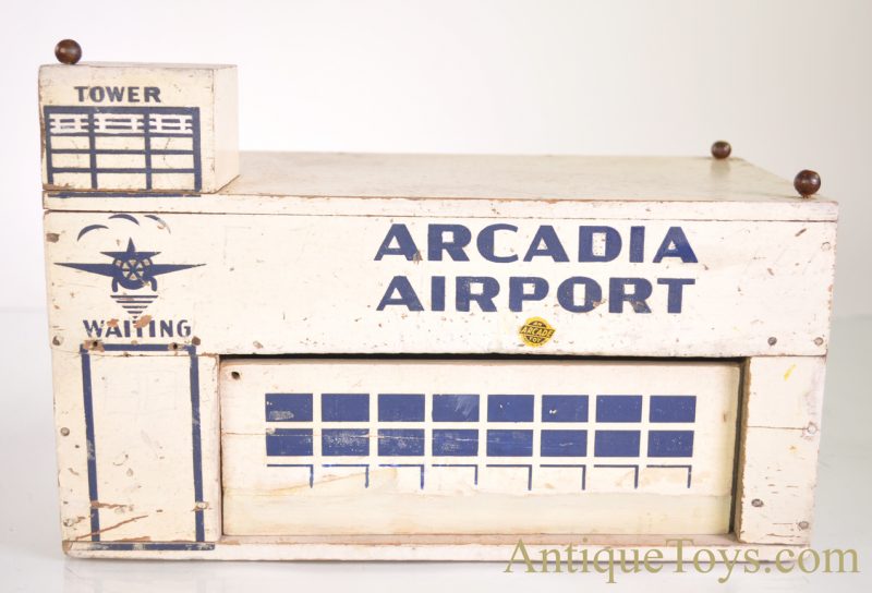 Arcade ca. 1940’s Wooden Arcadia Airport Play Set Toy <FONT COLOR="ff000 ">*SOLD*</font> - Image 2