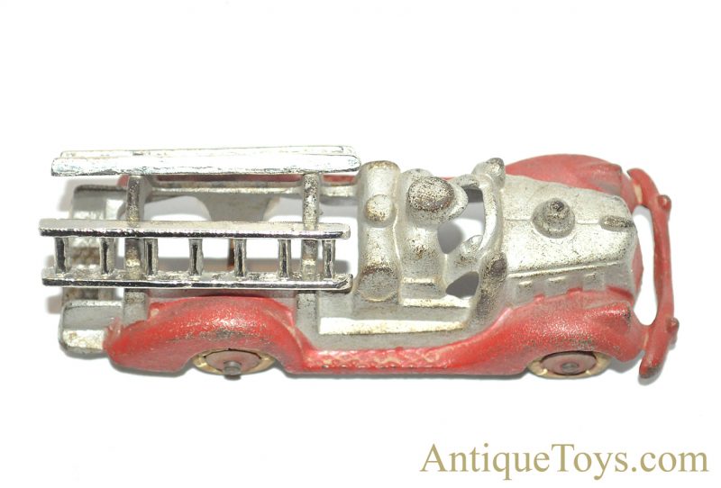 Hubley ca. 1930’s Silver and Red Cast Iron Fire Engine Ladder Truck <FONT COLOR="ff000 ">*SOLD*</font> - Image 3