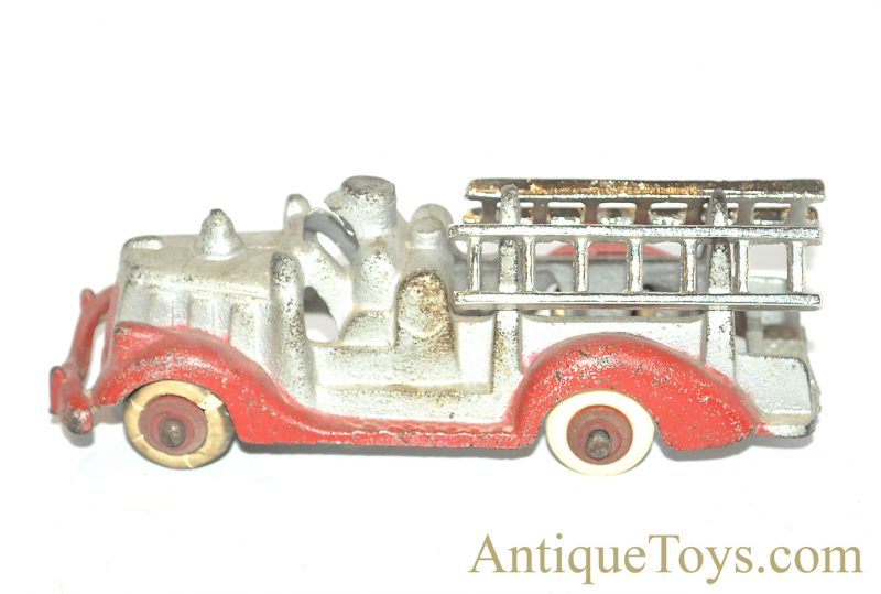 Hubley ca. 1930’s Silver and Red Cast Iron Fire Engine Ladder Truck <FONT COLOR="ff000 ">*SOLD*</font> - Image 2
