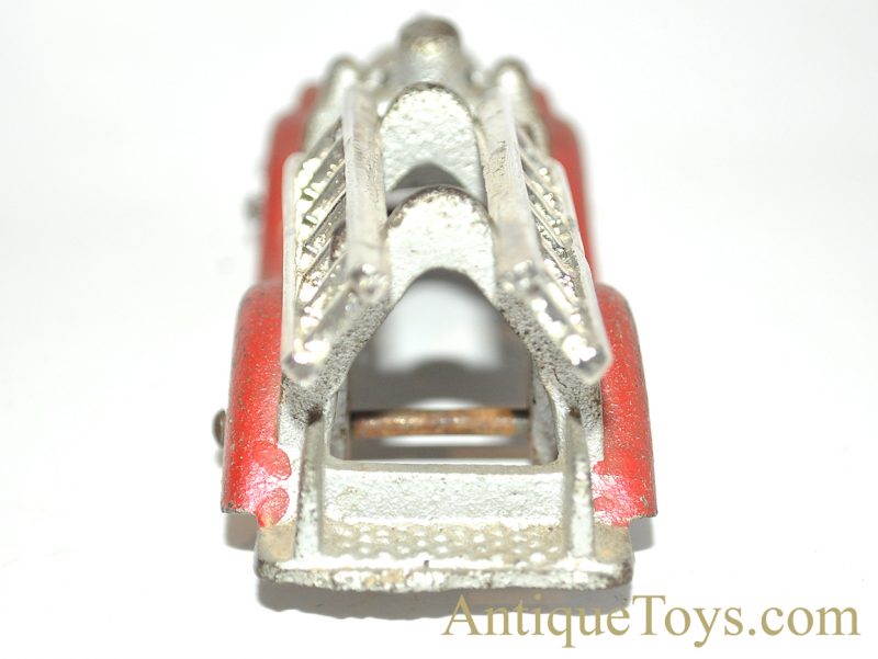 Hubley ca. 1930’s Silver and Red Cast Iron Fire Engine Ladder Truck <FONT COLOR="ff000 ">*SOLD*</font> - Image 6