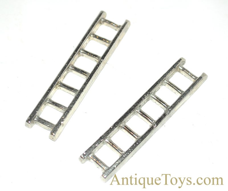 Hubley ca. 1930’s Silver and Red Cast Iron Fire Engine Ladder Truck <FONT COLOR="ff000 ">*SOLD*</font> - Image 8