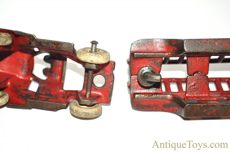 Kenton Hardware Co. ca. 1930's Red Cast Iron Tandem Fire Engine Ladder Truck for Sale - Image 4