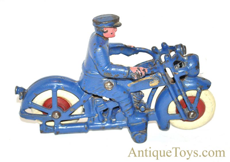 Hubley Cast Iron Motorcycle Cop with Battery Operated Light <FONT COLOR="ff000 ">*SOLD*</font>