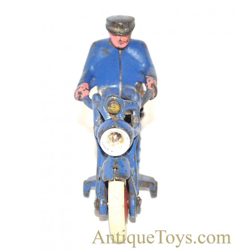 Hubley Cast Iron Motorcycle Cop with Battery Operated Light <FONT COLOR="ff000 ">*SOLD*</font> - Image 3