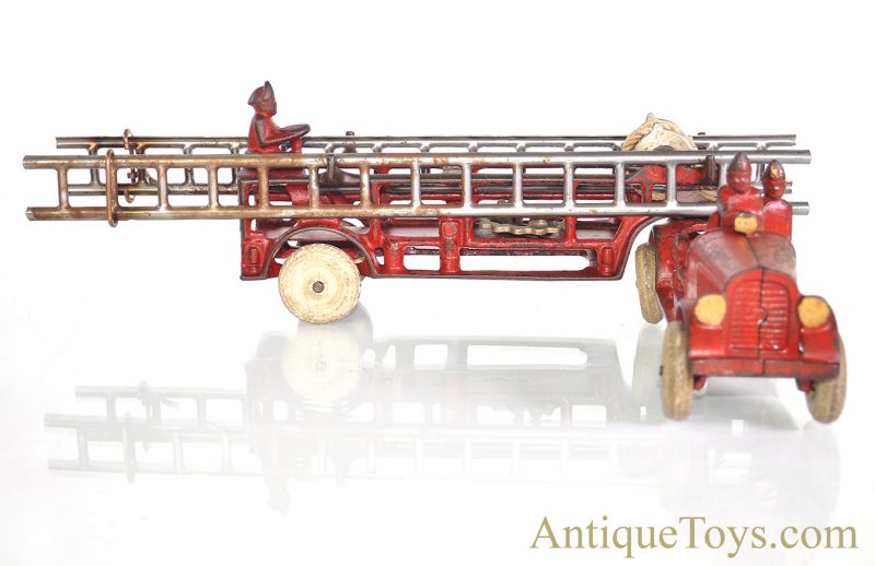 Arcade Rare Large Red Cast Iron Tandem Fire Engine Ladder Truck #1947 <FONT COLOR="ff000 ">*SOLD*</font> - Image 5