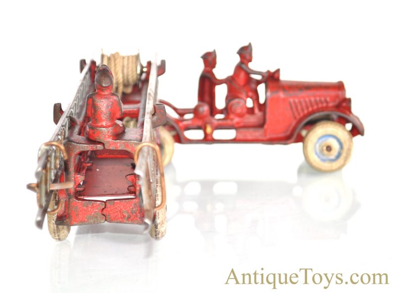 Arcade Rare Large Red Cast Iron Tandem Fire Engine Ladder Truck #1947 <FONT COLOR="ff000 ">*SOLD*</font> - Image 7