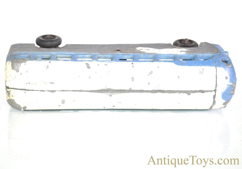 Realistic Toy Co. Cast Aluminum Dual Rear Wheel Silverside Greyhound Bus <FONT COLOR="ff000 ">*SOLD*</font> - Image 4