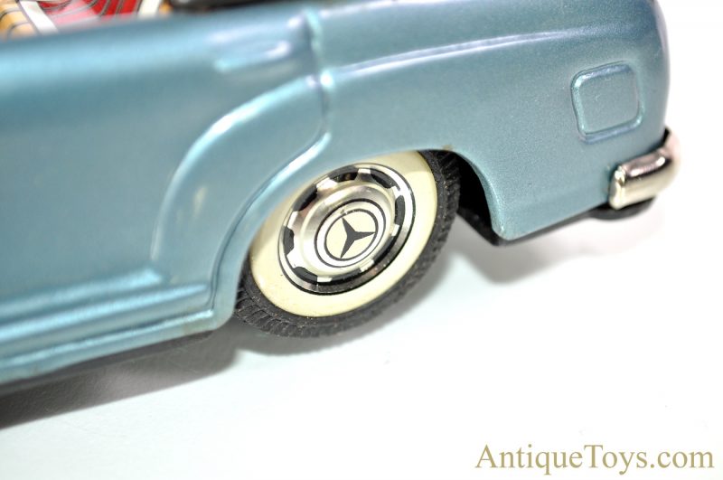 Bandai Mercedes-Benz 219 Convertible Automobiles of the World Series #733 Tin Lithographed Friction Japan Scale Model w/Box <FONT COLOR="ff000 ">*SOLD*</font> - Image 10