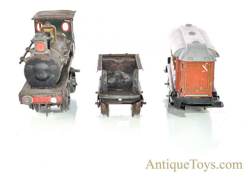 Karl Bub ca. 1910's Tin Lithographed Windup O Gauge Train Set with Locomotive, Coal & Passenger Car Made for the U.S. Market  <FONT COLOR="ff000 ">*SOLD*</font> - Image 8