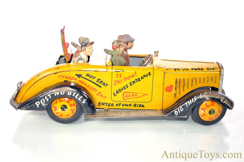 Arnold ca. 1950’s TL-1920 Hochzeitsauto “Tin Lizzy” Tin Lithographed Old Jalopy Car with Figures for Parts for Sale - Image 3