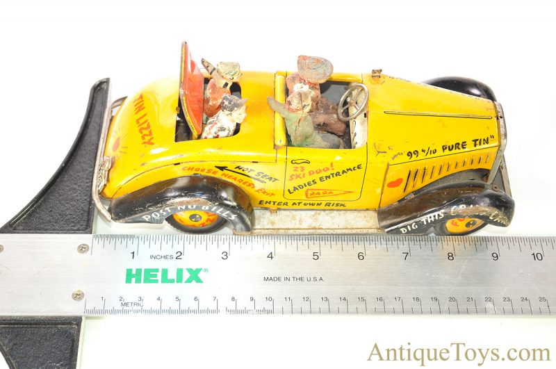 Arnold ca. 1950’s TL-1920 Hochzeitsauto “Tin Lizzy” Tin Lithographed Old Jalopy Car with Figures for Parts for Sale - Image 14