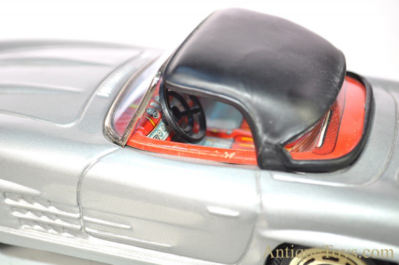 Bandai Mercedes-Benz 300SL Coupe #916 Tin Lithographed Friction Japan Scale Model w/Box for Sale <FONT COLOR="ff000 ">*SOLD*</font> - Image 8