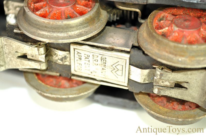 Bing Werkes "New York Central Lines" Cast Iron Electric Locomotive & Tin Lithographed Passenger & Caboose Cars Train Set *RESEARCH HELP NEEDED* <FONT COLOR="ff000 ">*SOLD*</font> - Image 7
