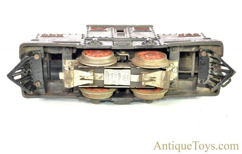 Bing Werkes "New York Central Lines" Cast Iron Electric Locomotive & Tin Lithographed Passenger & Caboose Cars Train Set *RESEARCH HELP NEEDED* <FONT COLOR="ff000 ">*SOLD*</font> - Image 6