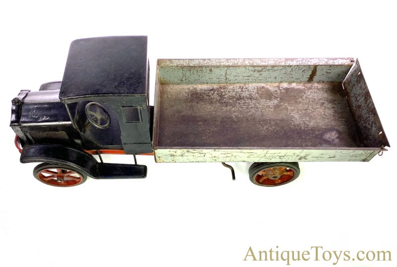 Burdette-Murray Rare ca. 1923 "White" White Motor Co. Pressed Steel Dual Wheel Hydraulic Dump Truck for Sale <FONT COLOR="ff000 ">*SOLD*</font>