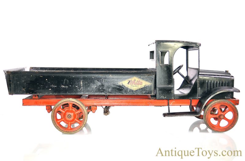 Kelmet "White" White Motor Co. "Big Boy" Pressed Steel Dual Wheel Hydraulic Dump Truck <FONT COLOR="ff000 ">*SOLD*</font>