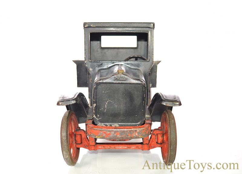 Kelmet "White" White Motor Co. "Big Boy" Pressed Steel Dual Wheel Hydraulic Dump Truck <FONT COLOR="ff000 ">*SOLD*</font> - Image 6