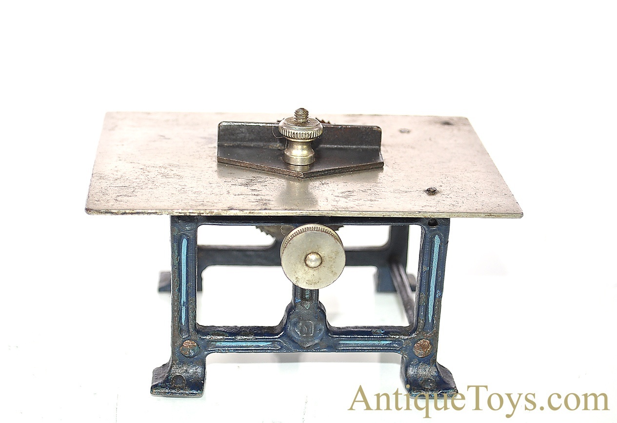toy table saw