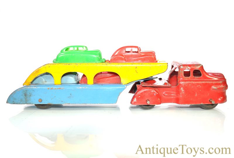 Wyandotte Toys All Metal Products Company Pressed Steel Metal & Plastic Auto Hauler Playset with Garage <FONT COLOR="ff000 ">*SOLD*</font> - Image 3