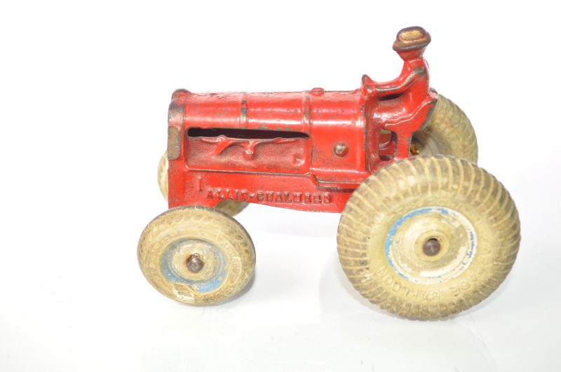 Arcade ca. 1930's Cast Iron Allis-Chalmers #265 Tractor for Sale - Image 2