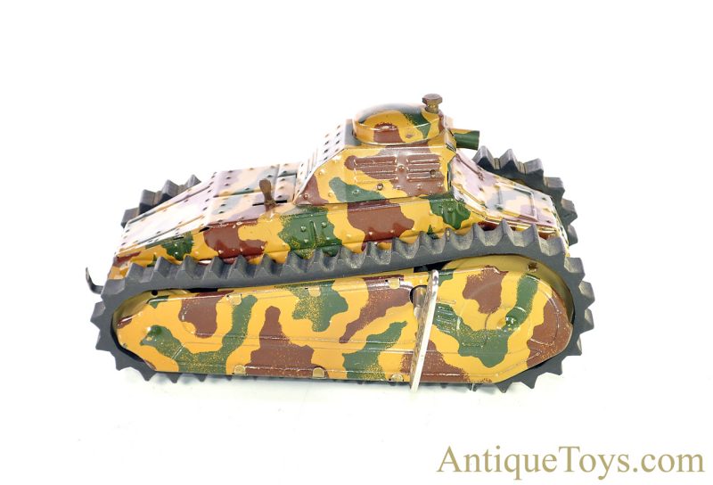 TippCo Tin Lithographed Windup Sparking Military Tank with Rubber Treads German <FONT COLOR="ff000 ">*SOLD*</font> - Image 3
