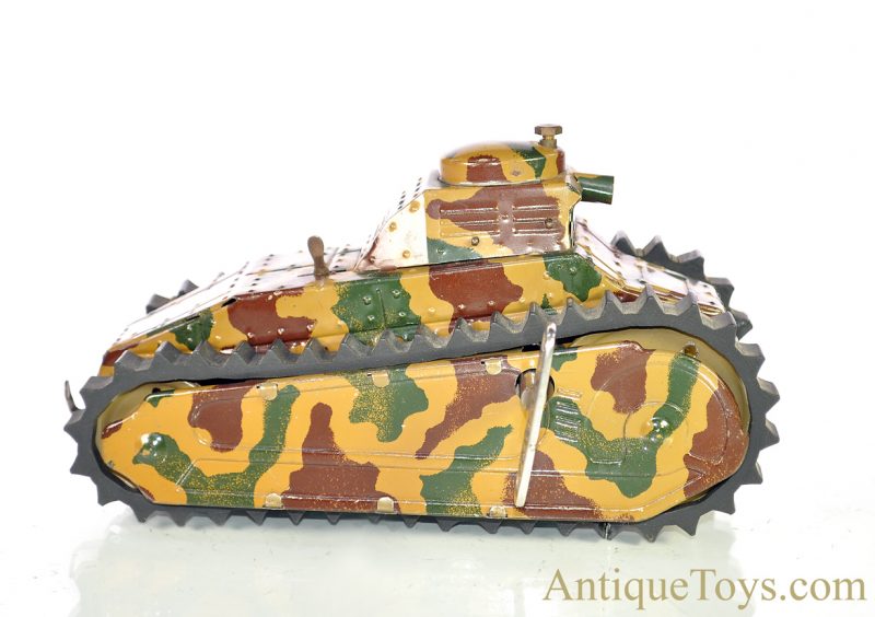 TippCo Tin Lithographed Windup Sparking Military Tank with Rubber Treads German <FONT COLOR="ff000 ">*SOLD*</font> - Image 4