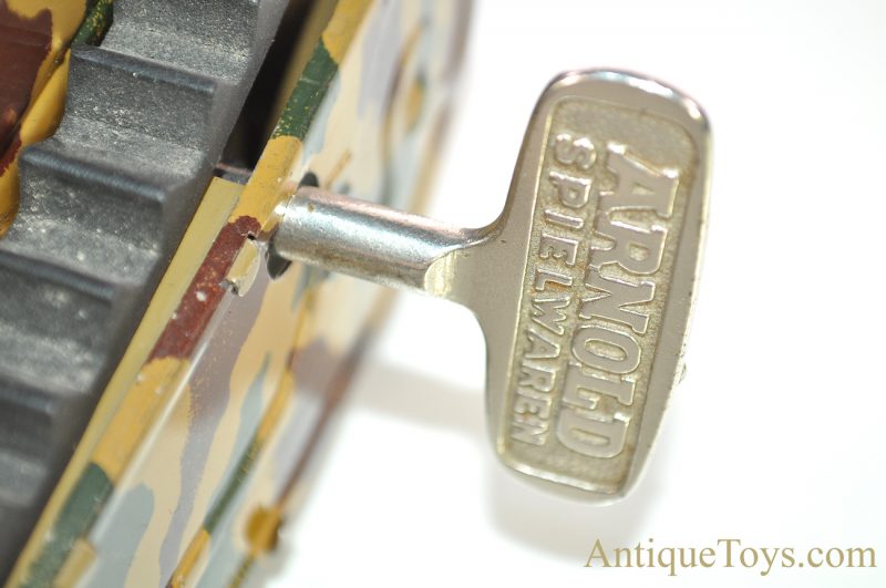 TippCo Tin Lithographed Windup Sparking Military Tank with Rubber Treads German <FONT COLOR="ff000 ">*SOLD*</font> - Image 7