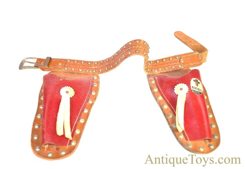 Kilgore ca. 1950's Kit Carson 50 Shot Repeating Cap Guns No. 2552 with Holsters Western Toy <FONT COLOR="ff000 ">*SOLD*</font> - Image 7