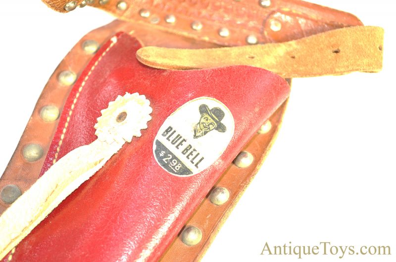 Kilgore ca. 1950's Kit Carson 50 Shot Repeating Cap Guns No. 2552 with Holsters Western Toy <FONT COLOR="ff000 ">*SOLD*</font> - Image 9