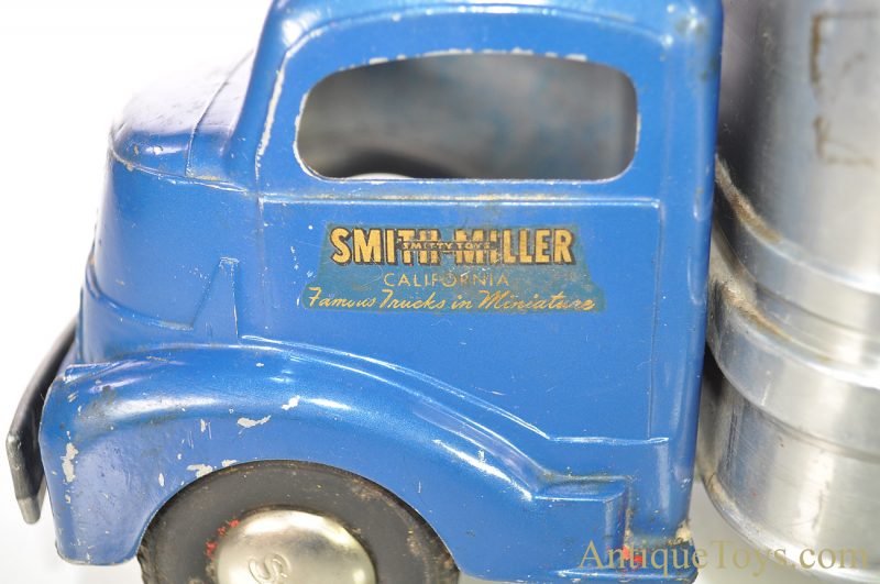 Original Smith-Miller, Inc. “Smitty Toys” Blue Wooden Bed Barrel Delivery Truck <FONT COLOR="ff000 ">*SOLD*</font> - Image 12