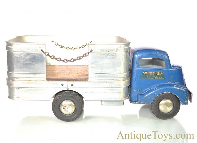 Original Smith-Miller, Inc. “Smitty Toys” Blue Wooden Bed Barrel Delivery Truck <FONT COLOR="ff000 ">*SOLD*</font> - Image 2
