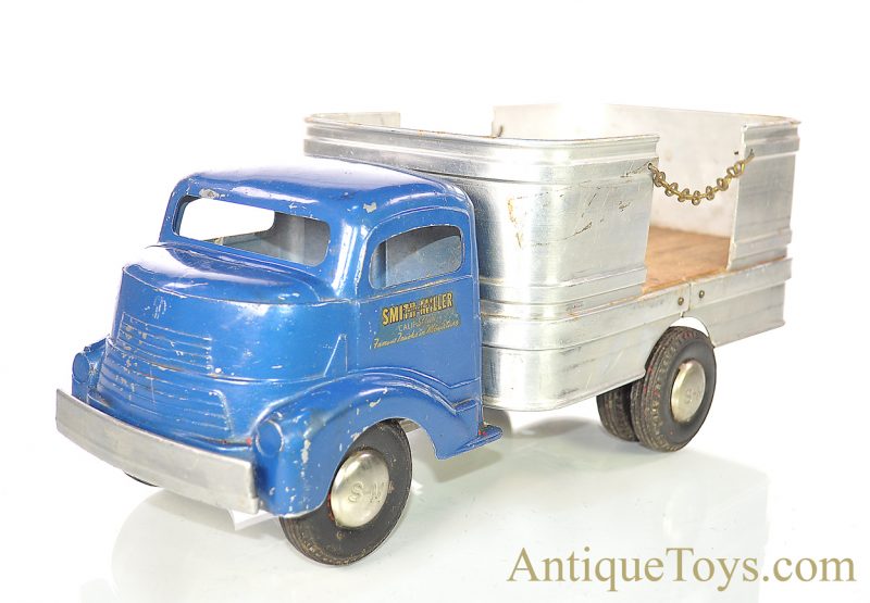 Original Smith-Miller, Inc. “Smitty Toys” Blue Wooden Bed Barrel Delivery Truck <FONT COLOR="ff000 ">*SOLD*</font> - Image 5