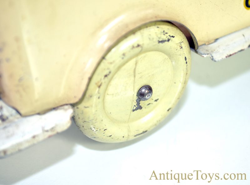 Wyandotte Toys All Metal Products Company Pressed Steel ca. 1930's Medical Corps Truck Red Cross Ambulance No. 430 with Box  *SOLD* - Image 9