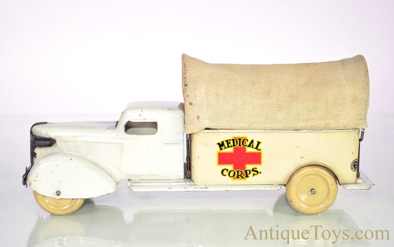Wyandotte Toys All Metal Products Company Pressed Steel ca. 1930's Medical Corps Truck Red Cross Ambulance No. 430 with Box  *SOLD* - Image 3