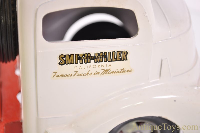 Original Smith-Miller, Inc. “Smitty Toys” Tow Truck Wrecker <FONT COLOR="ff000 ">*SOLD*</font> - Image 6