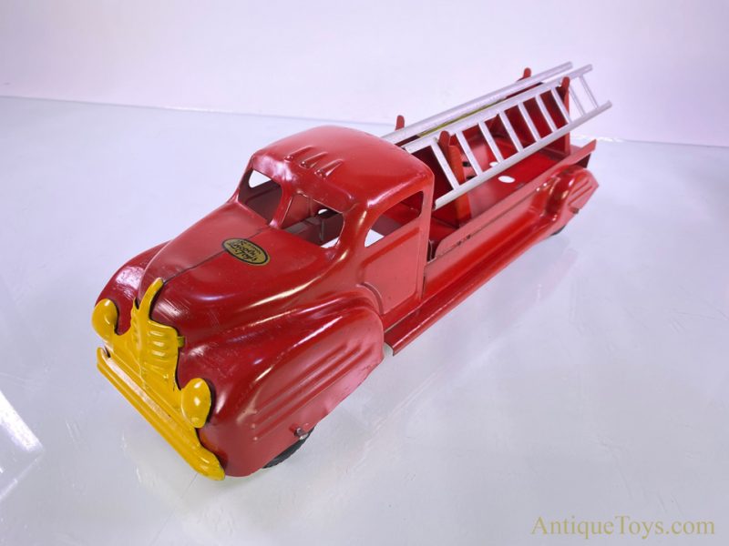 Lincoln Toys Pressed Steel Fire Engine Ladder Truck in Box <FONT COLOR="ff000 ">*SOLD*</font> - Image 5