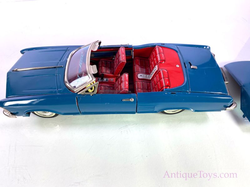 Buick Riveria Hardtop Tin Car by Haji Japan <FONT COLOR="ff000 ">*SOLD*</font> - Image 11