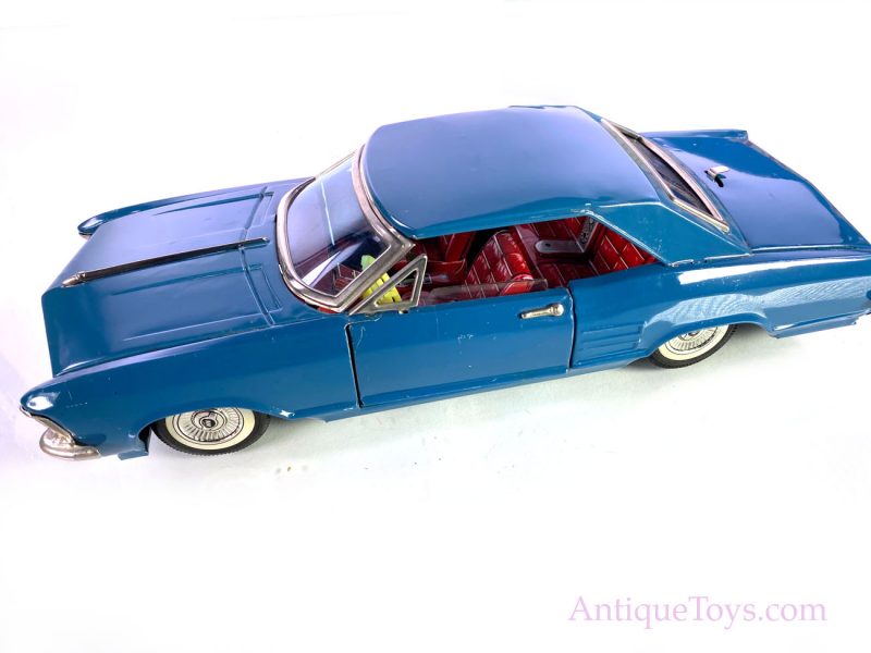 Buick Riveria Hardtop Tin Car by Haji Japan <FONT COLOR="ff000 ">*SOLD*</font>