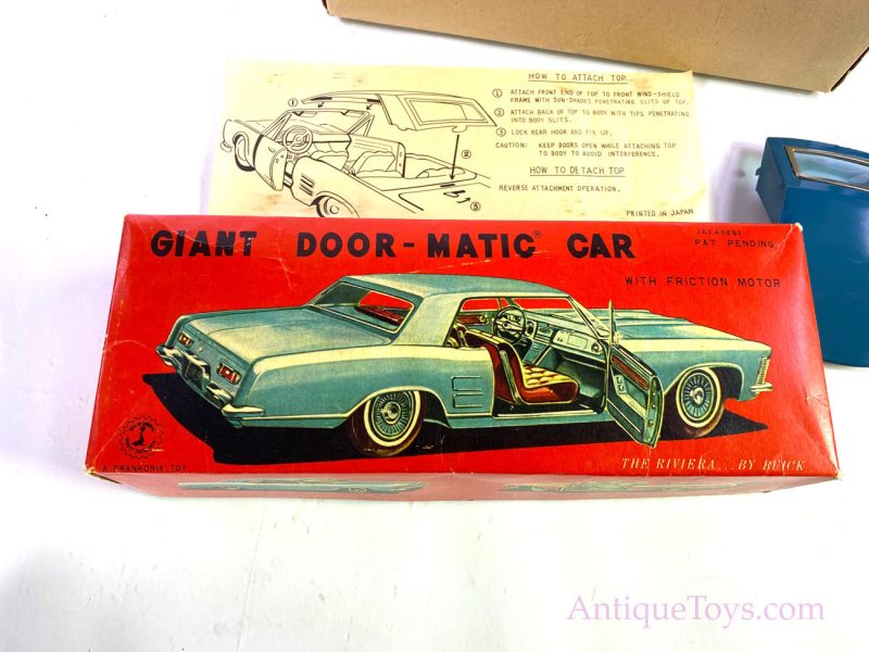 Buick Riveria Hardtop Tin Car by Haji Japan <FONT COLOR="ff000 ">*SOLD*</font> - Image 5
