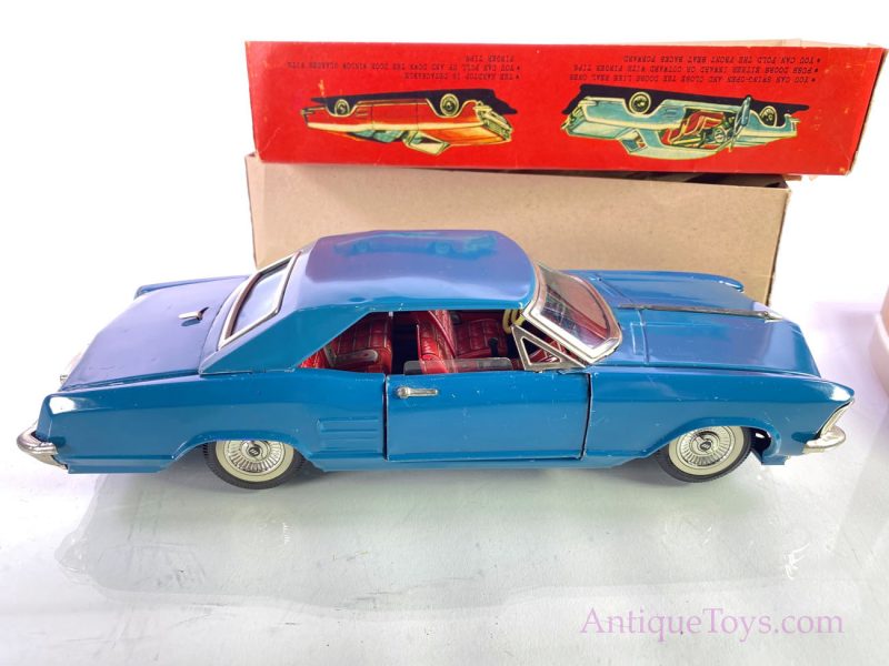 Buick Riveria Hardtop Tin Car by Haji Japan <FONT COLOR="ff000 ">*SOLD*</font> - Image 4