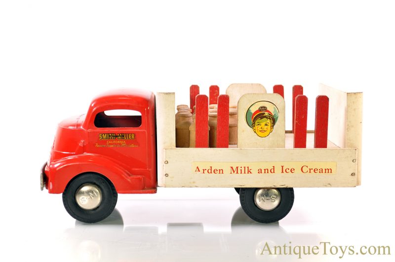 Original Smith-Miller, Inc. “Smitty Toys” Pressed Steel & Wood Arden Milk Delivery Stake Truck <FONT COLOR="ff000 ">*SOLD*</font> - Image 2
