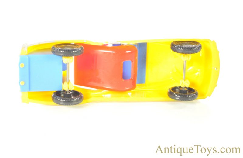 Renwal No. 39 Yellow Plastic Convertible 2-Dr Sedan in Box <FONT COLOR="ff000 ">*SOLD*</font> - Image 9