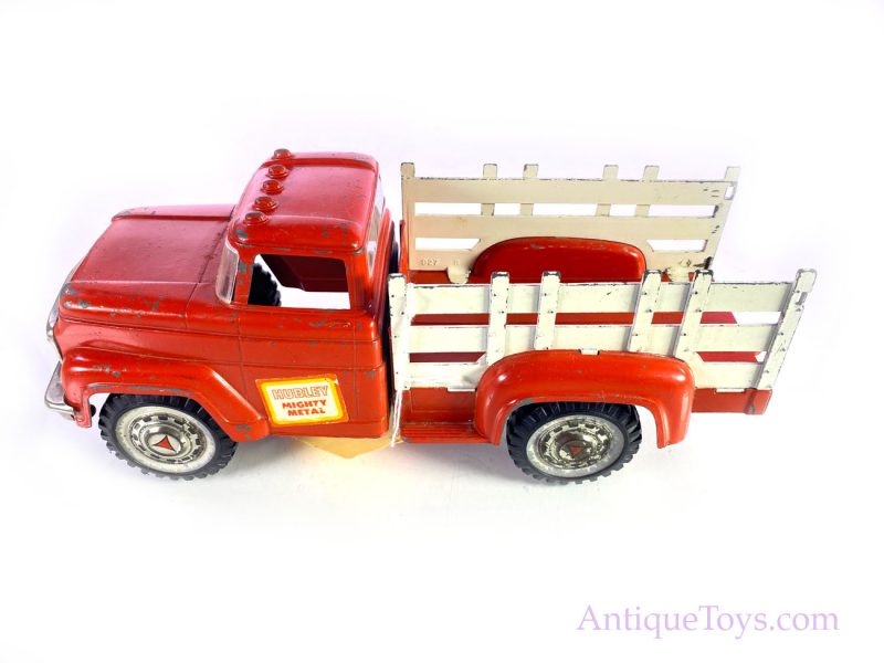 Hubley Mighty Metal Stake Truck Vintage Cast Truck <FONT COLOR="ff000 ">*SOLD*</font> - Image 4