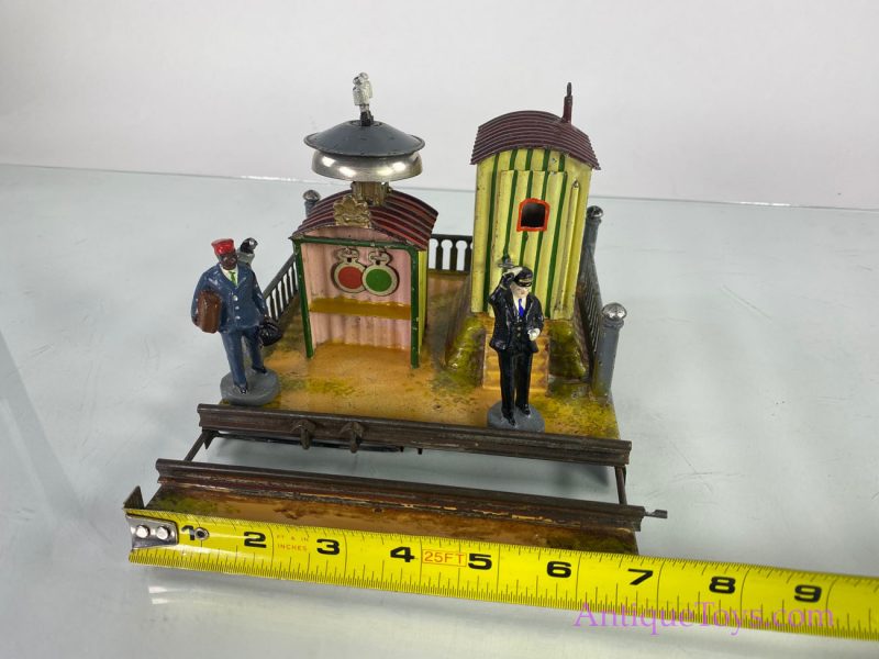Marklin Train Worker Station with Bell and Track for Sale <FONT COLOR="ff000 ">*SOLD*</font> - Image 14