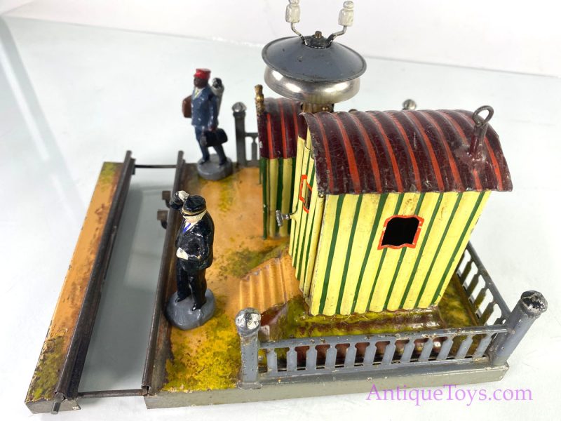 Marklin Train Worker Station with Bell and Track for Sale <FONT COLOR="ff000 ">*SOLD*</font> - Image 11