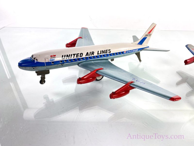 United Airlines Tin Airplane Toys <FONT COLOR="ff000 ">*SOLD*</font> - Image 8
