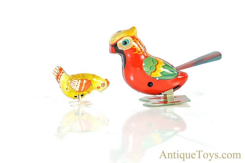 Set of Birds Tin Lithographed Windup U.S.S.R Soviet Russian Pecking Hen & Chinese Jumping Parrot with Boxes for Sale <FONT COLOR="ff000 ">*SOLD*</font> - Image 3