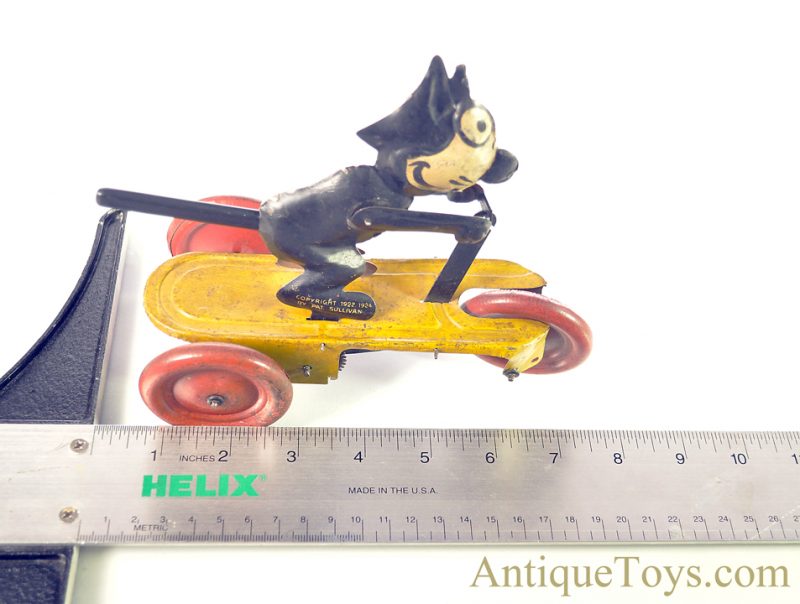 S.G. Gunthermann Tin Lithographed Windup Felix the Cat on Scooter *SOLD - Image 9